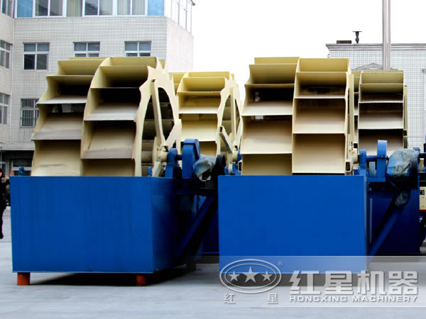 產量大一點的石末雙輪斗洗砂機 產量大一點的石末雙輪斗洗砂機
