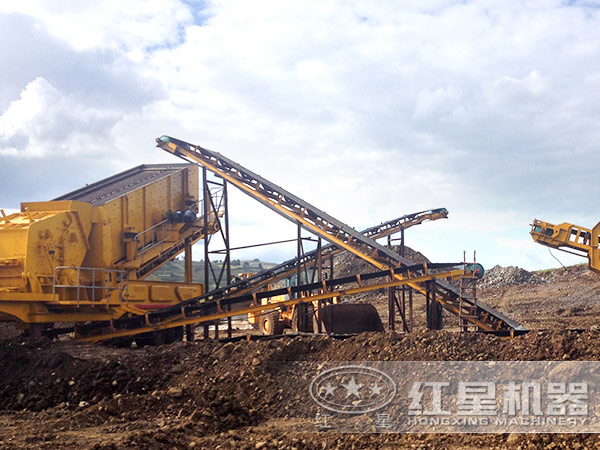 山西臨汾新型節(jié)能環(huán)保移動(dòng)打砂機(jī)工作現(xiàn)場 山西臨汾新型節(jié)能環(huán)保移動(dòng)打砂機(jī)工作現(xiàn)場