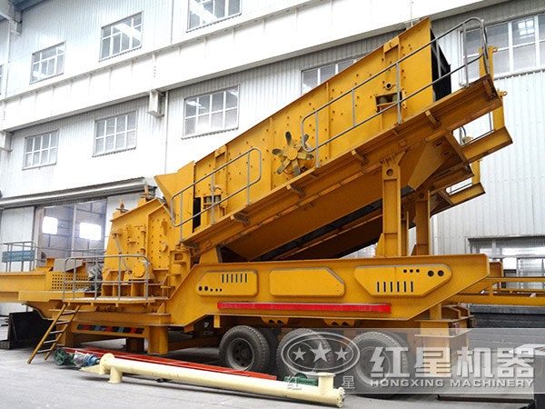 山皮土移動式破碎設(shè)備:配反擊破 山皮土移動式破碎設(shè)備:配反擊破