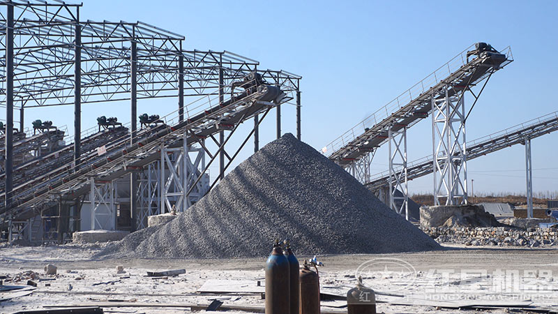 方案二制砂生產(chǎn)線現(xiàn)場(chǎng) 方案二制砂生產(chǎn)線現(xiàn)場(chǎng)