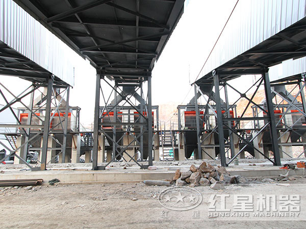 時產500噸硅礦破碎制砂生產線 時產500噸硅礦破碎制砂生產線
