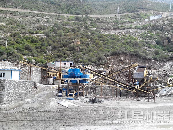 制砂機工作現(xiàn)場 制砂機工作現(xiàn)場