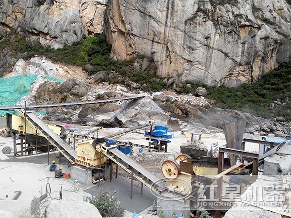 經(jīng)典型石英砂制砂生產(chǎn)線 經(jīng)典型石英砂制砂生產(chǎn)線