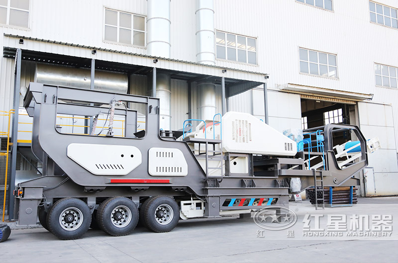 新型移動(dòng)破碎機(jī),輪胎式、半掛車牽引行駛 新型移動(dòng)破碎機(jī),輪胎式、半掛車牽引行駛