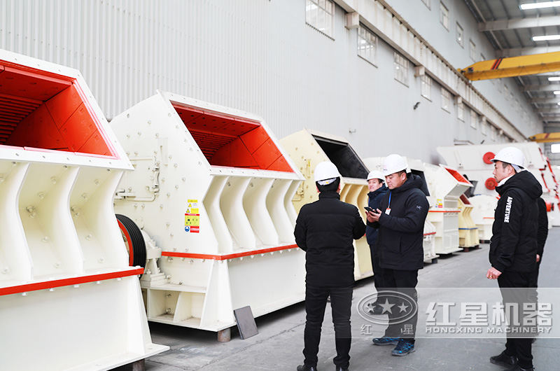用戶到河南紅星總部參觀廠房,商談合作 用戶到河南紅星總部參觀廠房,商談合作