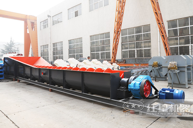 螺旋洗砂機，占地面積較大