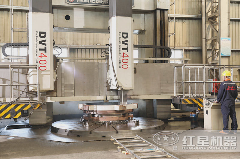 環(huán)保移動破碎站廠家生產(chǎn)車間