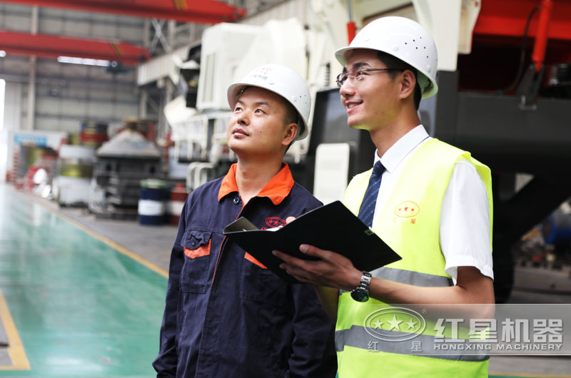 紅星廠區(qū)提供量身定制移動錘式打砂機 紅星廠區(qū)提供量身定制移動錘式打砂機