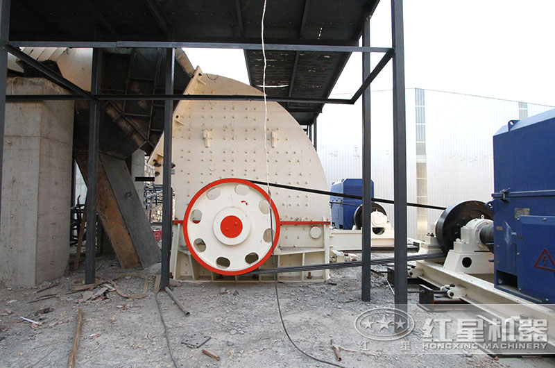 每小時(shí)1500噸粉碎石子機(jī)子 每小時(shí)1500噸粉碎石子機(jī)子