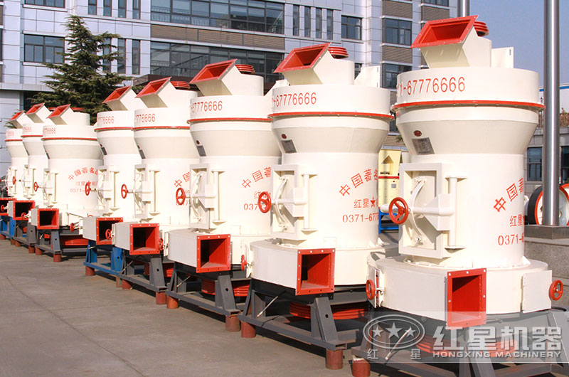 雷蒙磨粉機(jī)設(shè)備實(shí)拍圖 雷蒙磨粉機(jī)設(shè)備實(shí)拍圖