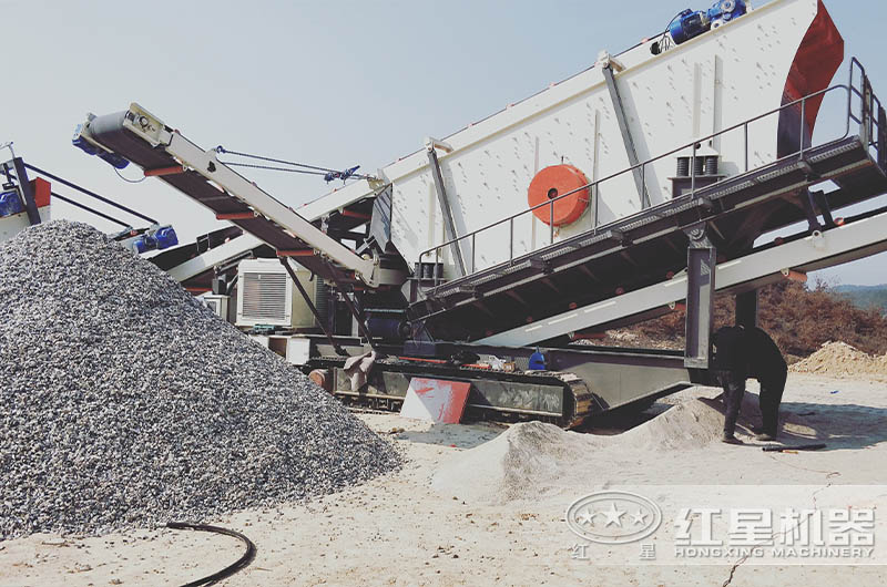 流動(dòng)石子機(jī)作業(yè)現(xiàn)場(chǎng) 流動(dòng)石子機(jī)作業(yè)現(xiàn)場(chǎng)