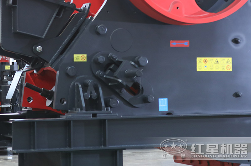 鄂式破碎機(jī)楔塊調(diào)節(jié)