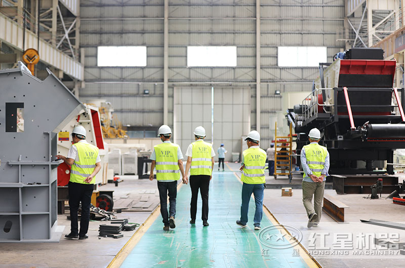 客戶(hù)到車(chē)間考察設(shè)備 客戶(hù)到車(chē)間考察設(shè)備