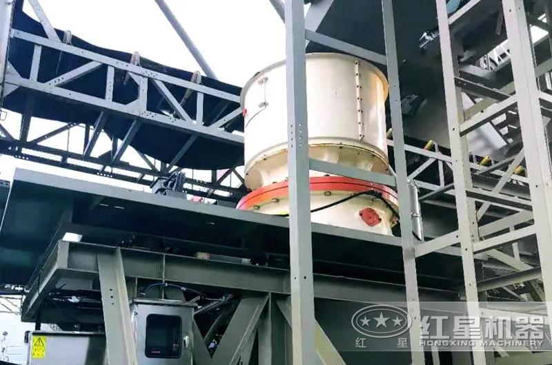 船載SC單缸圓錐破現(xiàn)場 船載SC單缸圓錐破現(xiàn)場