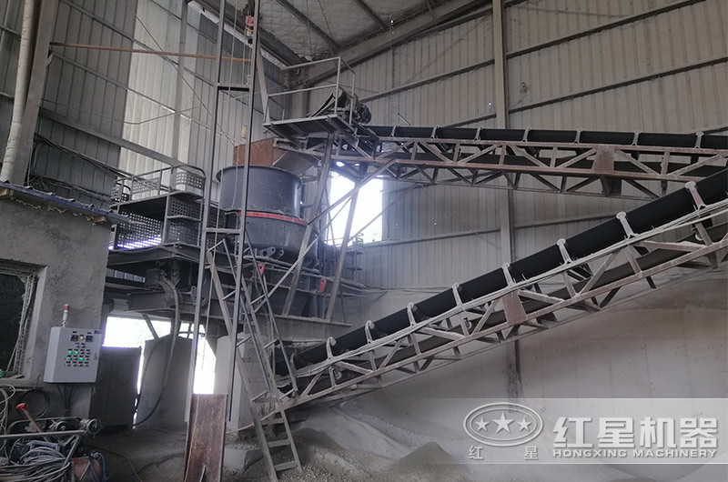 石頭碎石制砂現(xiàn)場(chǎng) 石頭碎石制砂現(xiàn)場(chǎng)